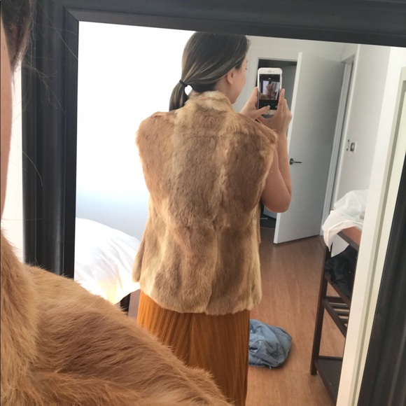 Brand new tan, real rabbit fur vest - Picture 5 of 5